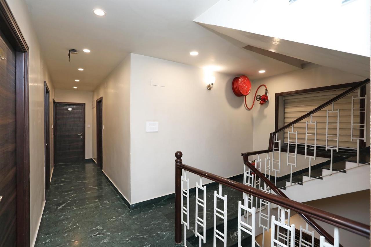 Capital O 8318 Beeu Guest House Liluah Luaran gambar
