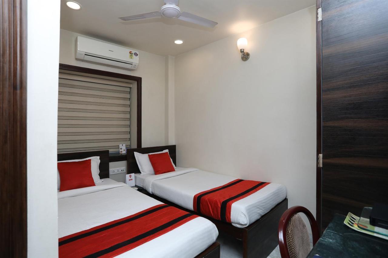 Capital O 8318 Beeu Guest House Liluah Luaran gambar